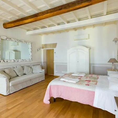La Maison Des Etoiles